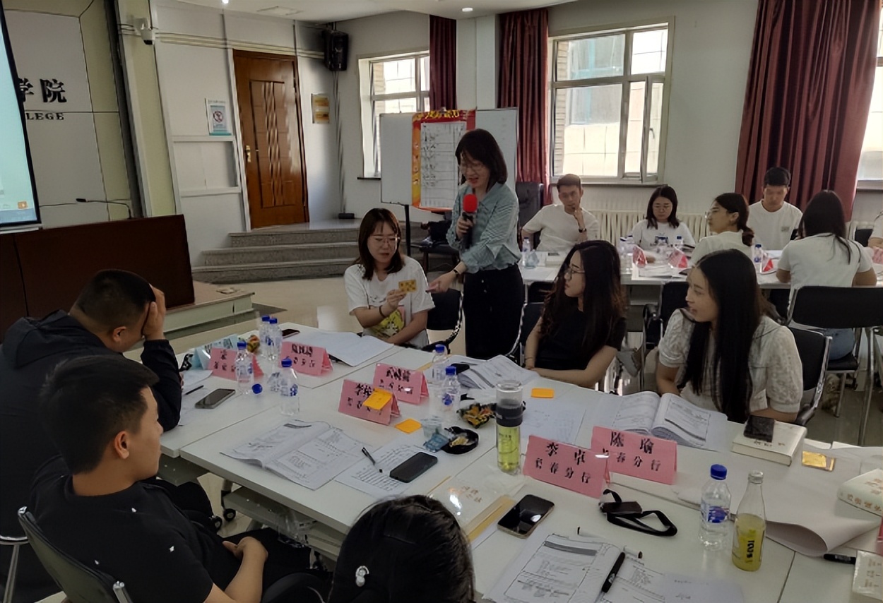 英语老师王冬焱,王冬焱老师