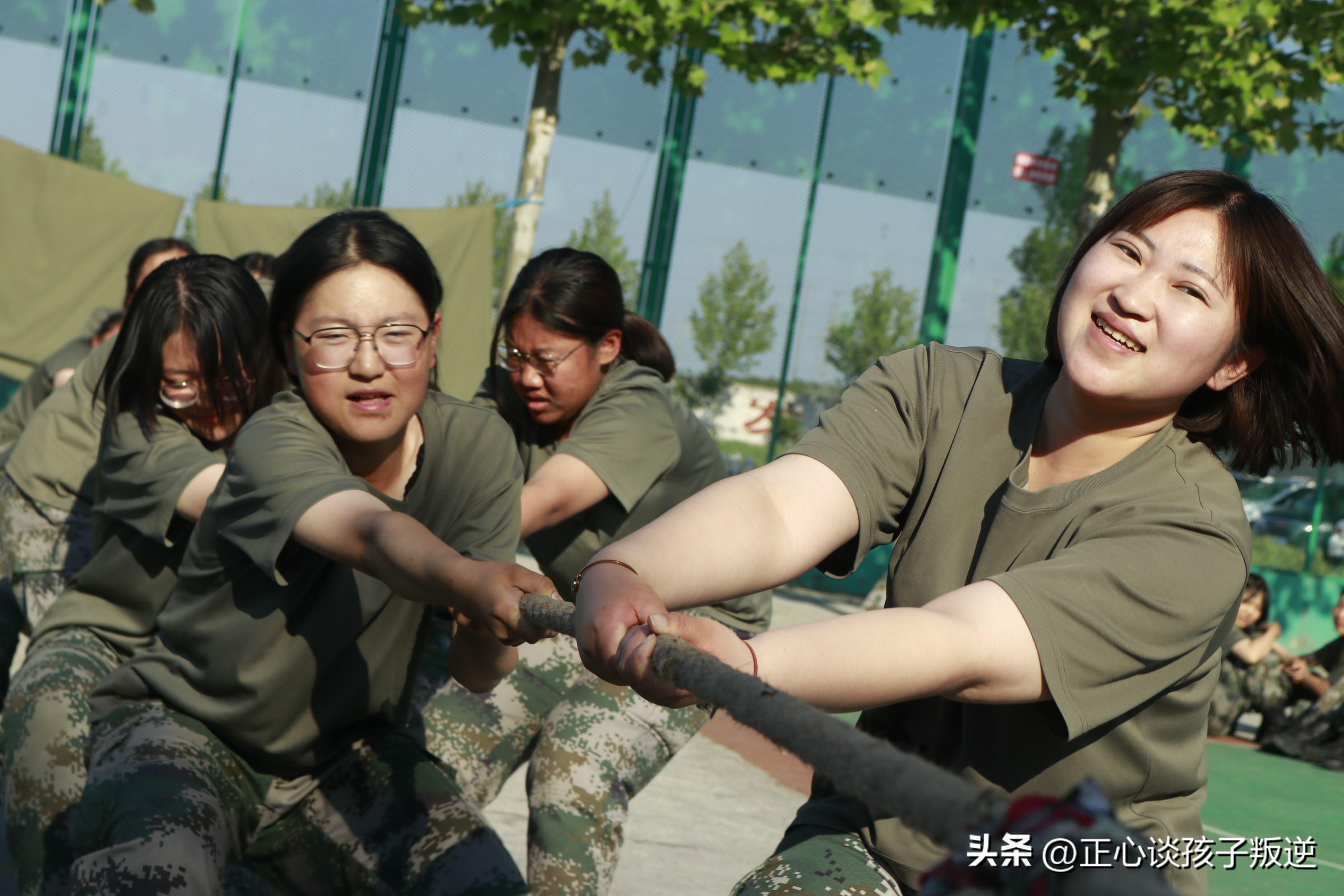 15岁的孩子叛逆期家长怎么教育,叛逆期的孩子家长怎么教育视频