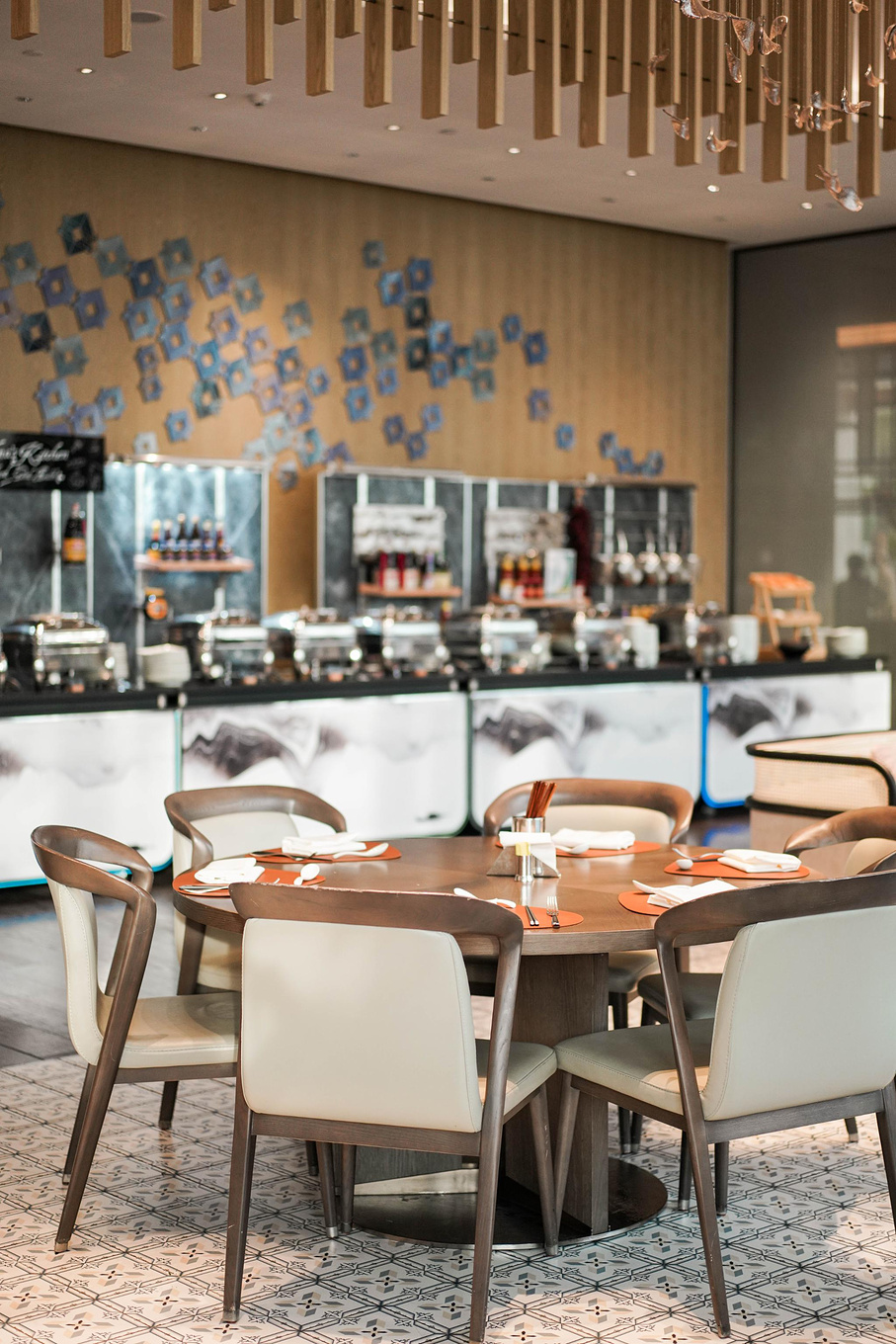 深圳机场旁的低调高雅酒店，尽享热带雨林花园，差旅入住首选酒店