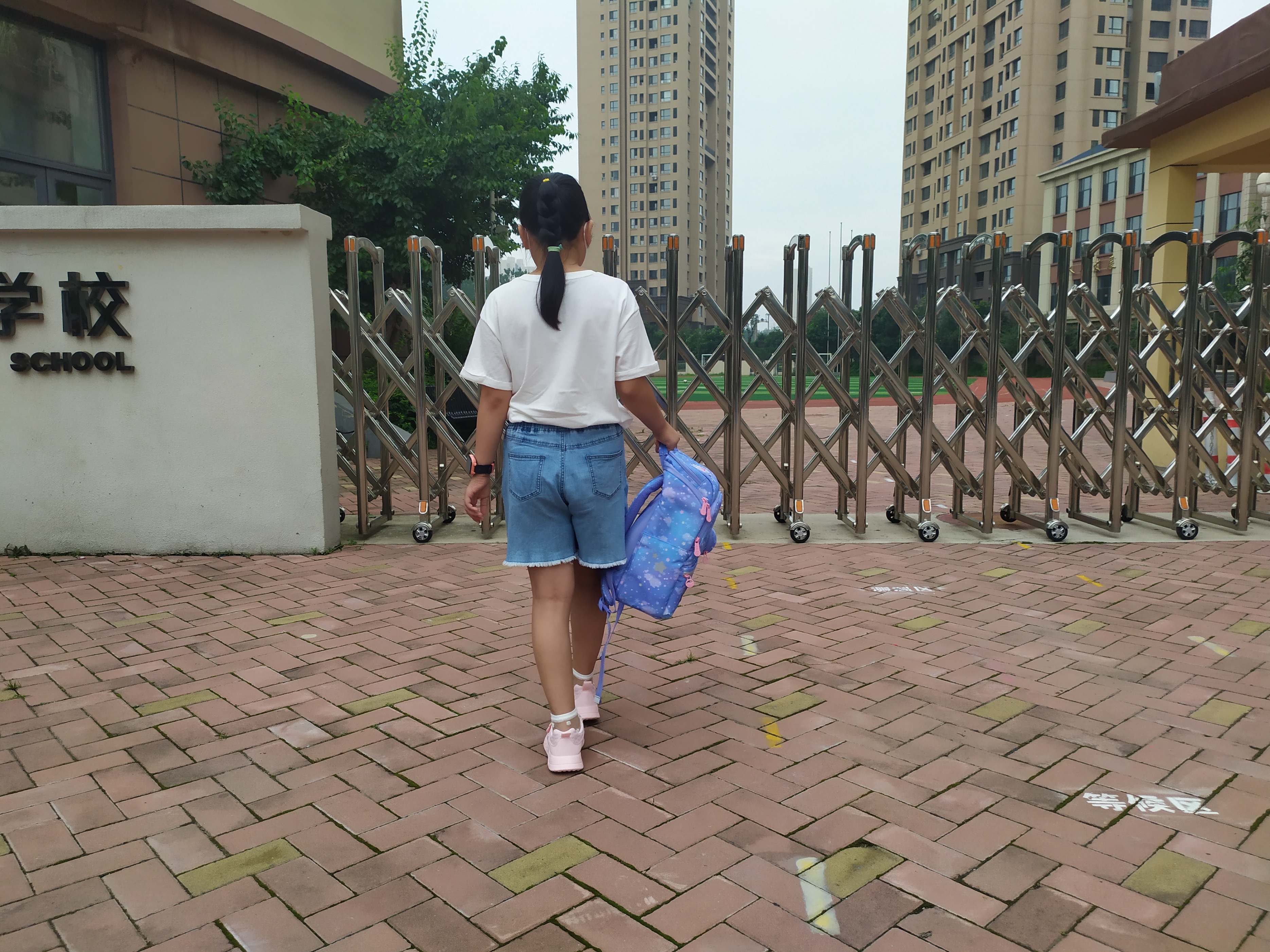 儿童减负护脊书包推荐,孩子护脊书包推荐