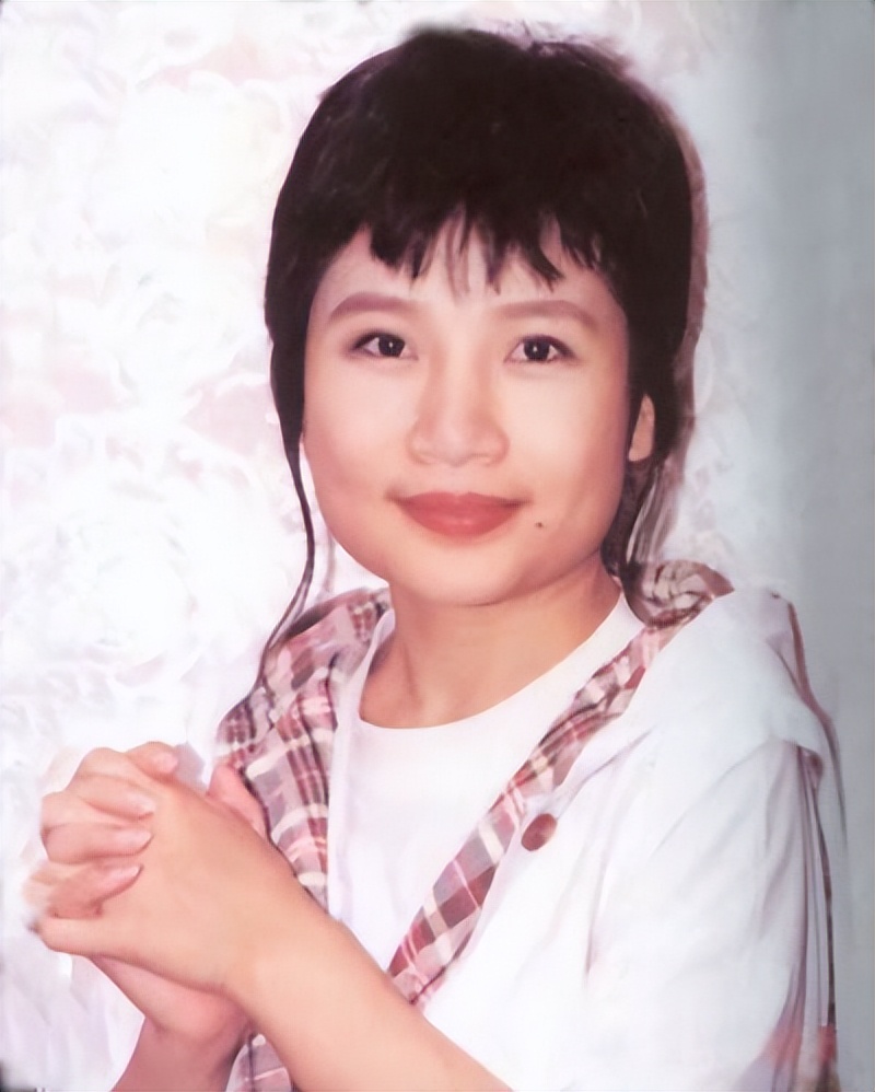 出家的李娜今年多少岁,李娜出家前的心酸