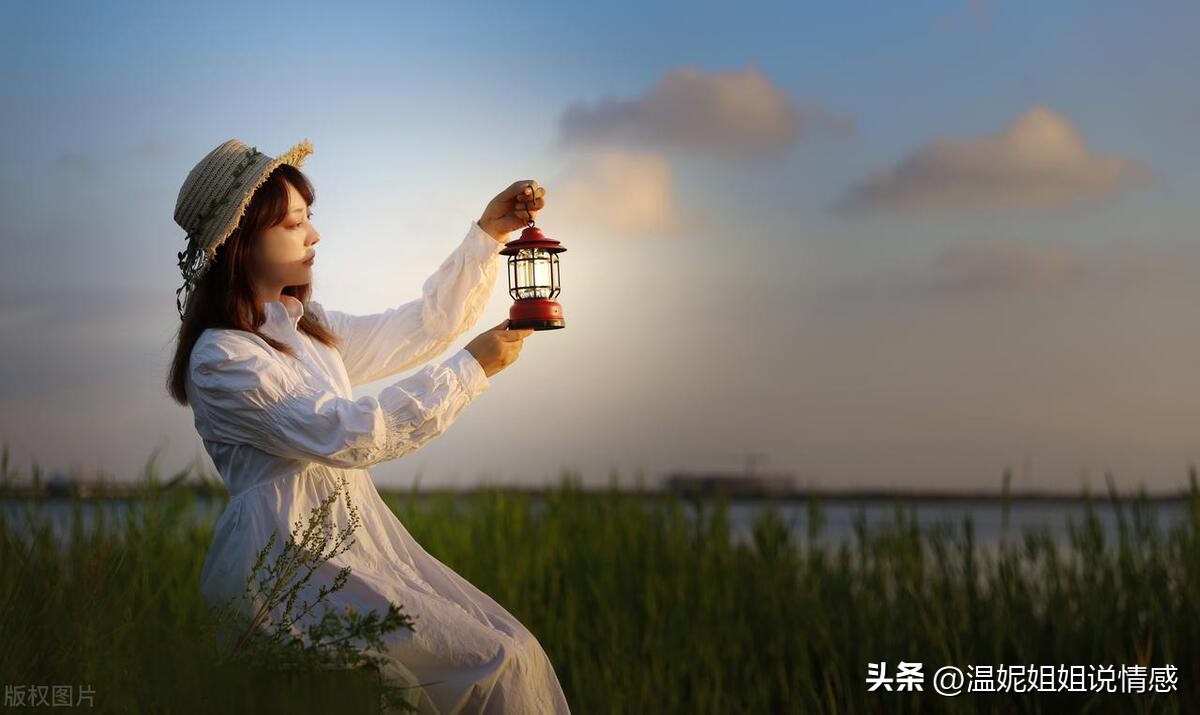 给原生家庭不幸的女生的建议,原生家庭不幸福女孩如何自救