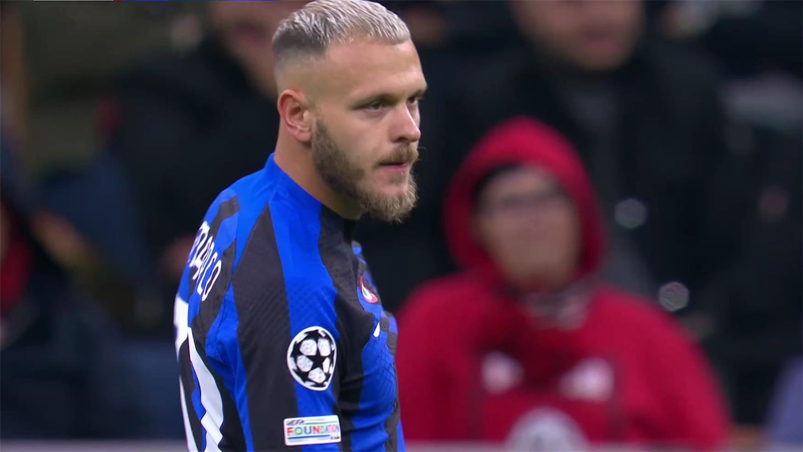 迪马尔科任意球破门,迪马尔科欧冠集锦