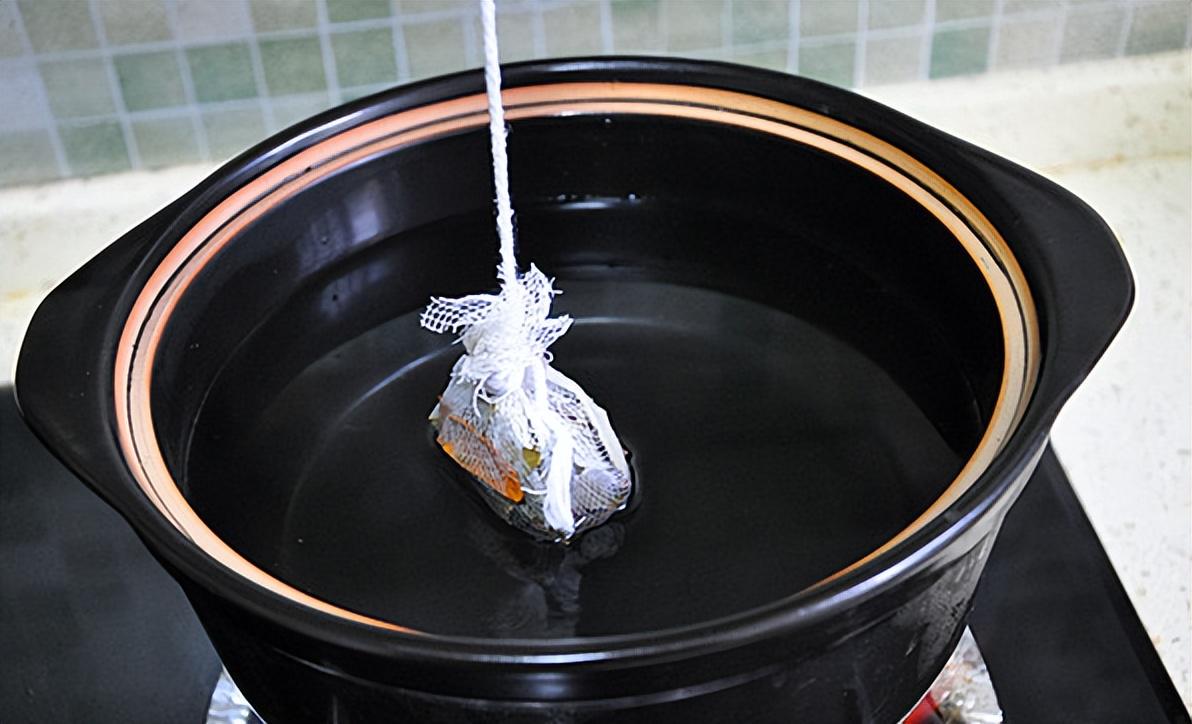 砂锅头一次用,砂锅头一次用应该怎么开锅