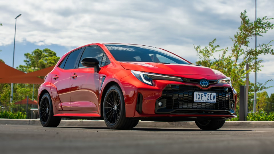 新款gr丰田卡罗拉亮相,丰田卡罗拉gr版顶配