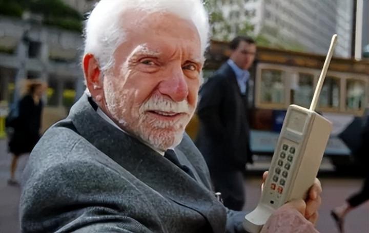 手机发展史图片及介绍,第一代手机长什么样子