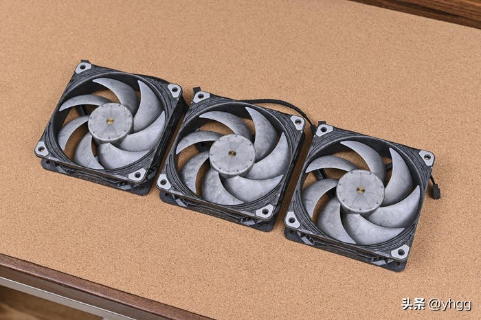 黑金全塔海景房——ROGZ790HERO+4080猛禽+追风者NV7装机展示