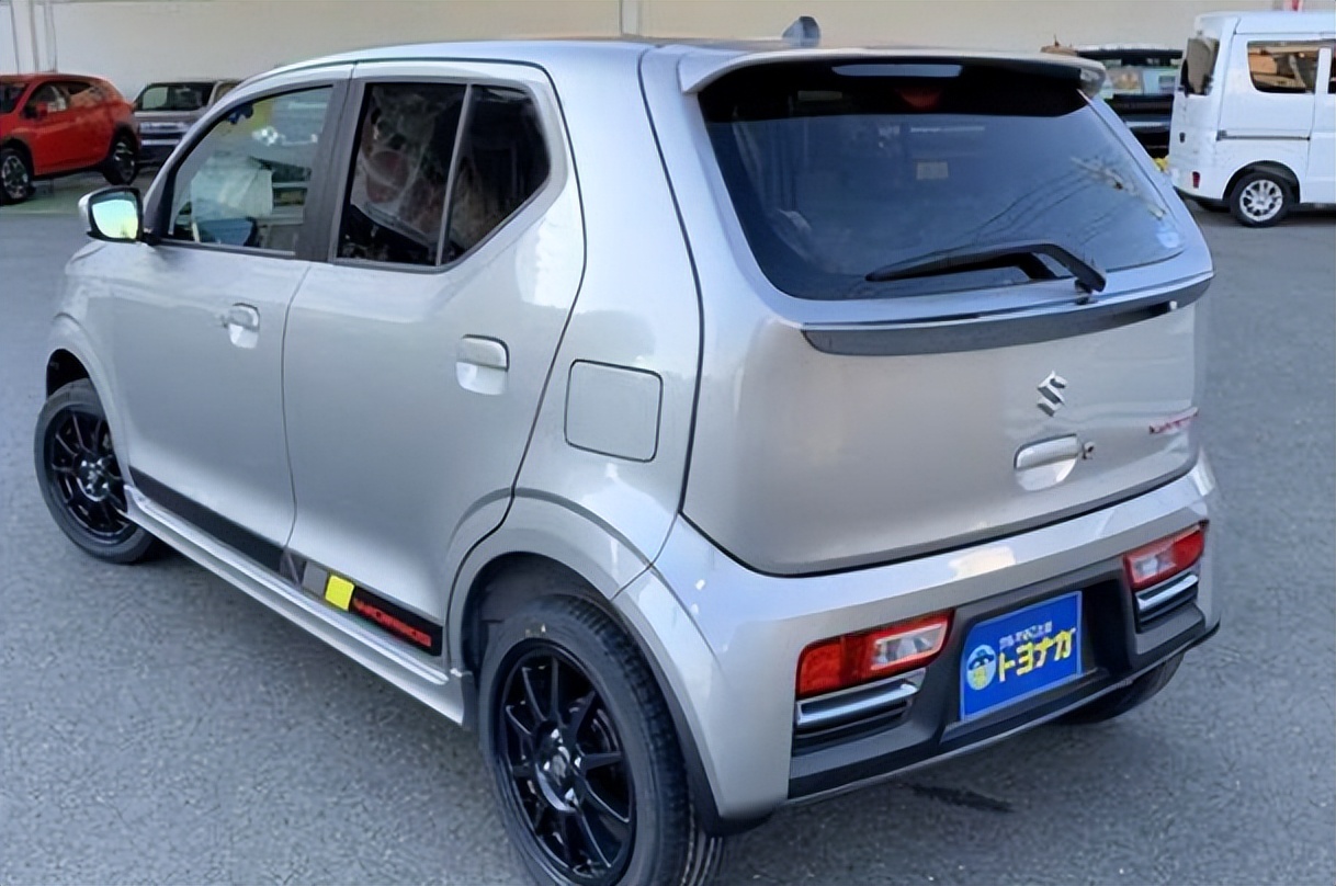 铃木新一代奥拓官图,新一代铃木奥拓1.0l最便宜多少钱