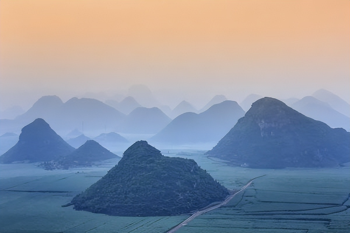 幽默文案人生感悟句子简短,经典哲理文案100句