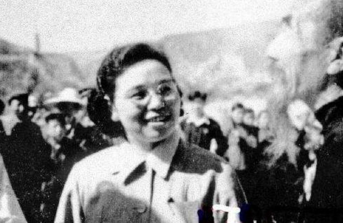 博古第二任妻子张越霞，博古牺牲后养大其子女，次女婿官至副国级