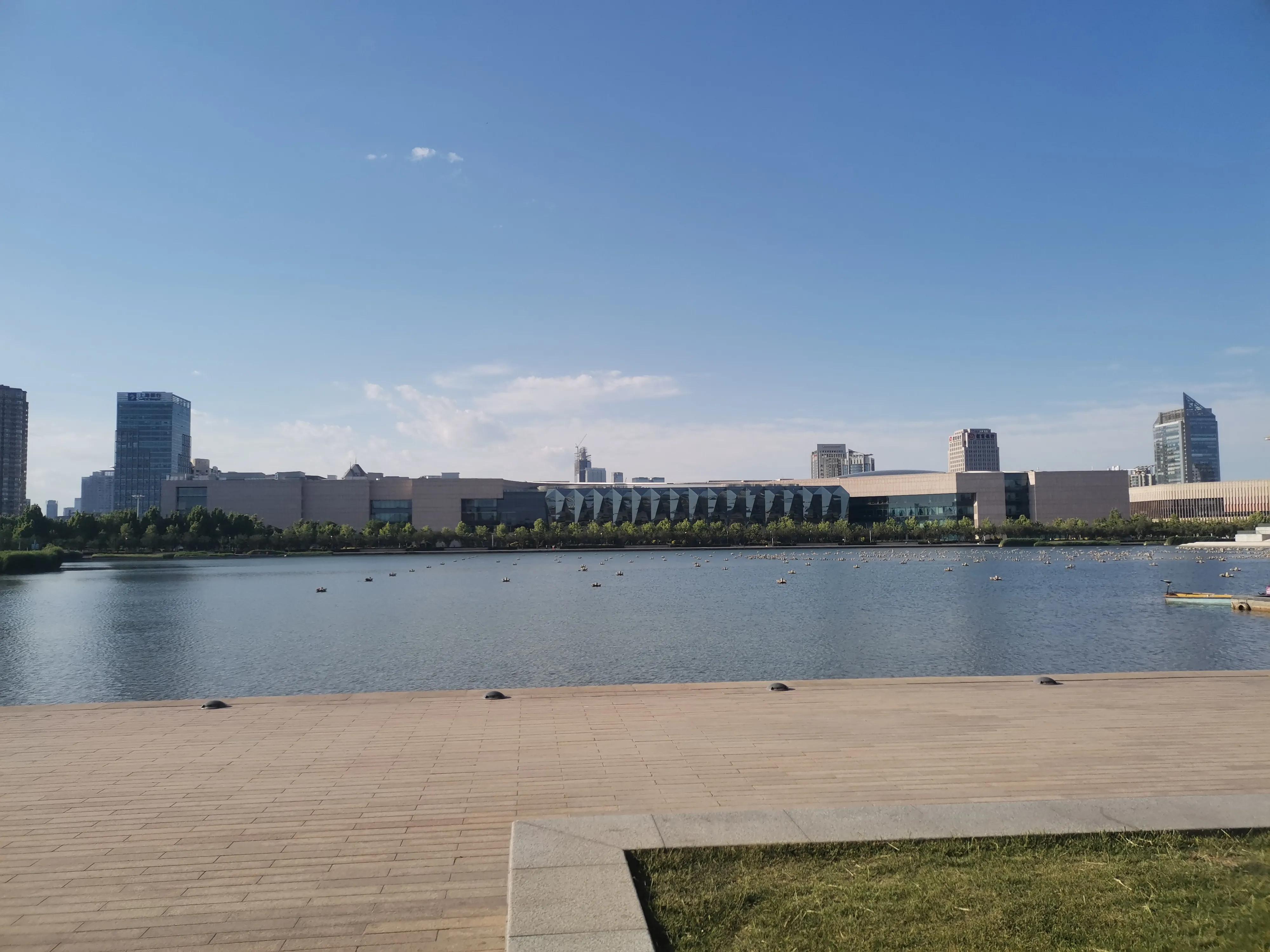 天津银河广场营业时间,天津银河广场海底世界