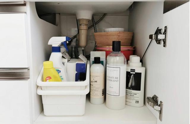 她拒绝断舍离，入住三年依旧把家收拾得井井有条，堪称教科书收纳