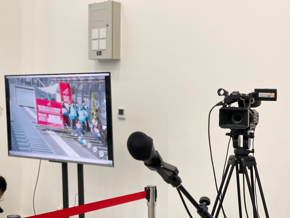 「走进冬奥」直播洲际杯女子个人标准台马上开始