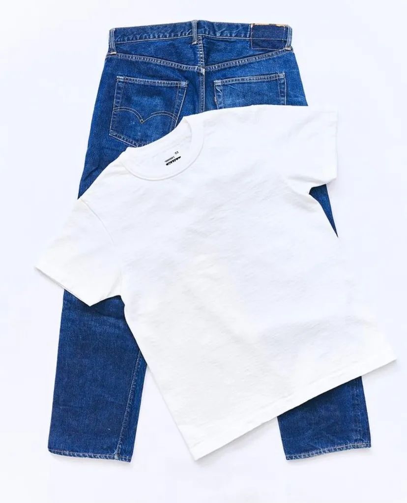 这家只卖白Tee的店成立7周年，干了一件大事