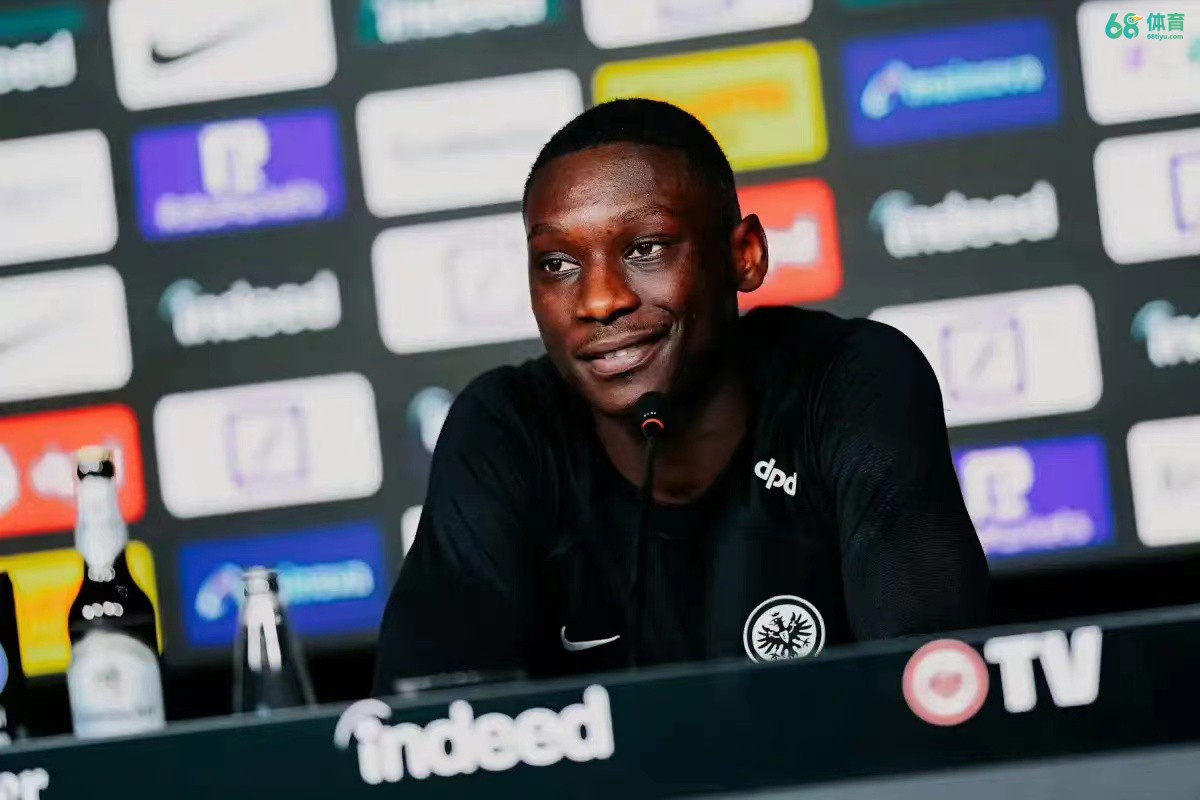 曼联签约拜仁最新消息,曼联官宣新老板首签