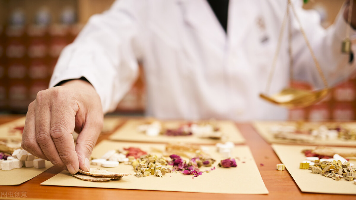 慢性萎缩性胃炎怎么中医调理养胃,萎缩性胃炎调理脾胃最好的中成药