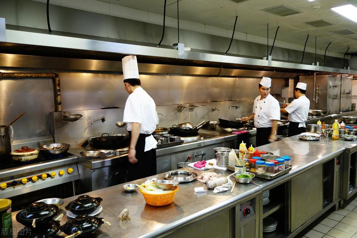 做厨师最好最开始要学会什么,厨师要想有前途需要做什么