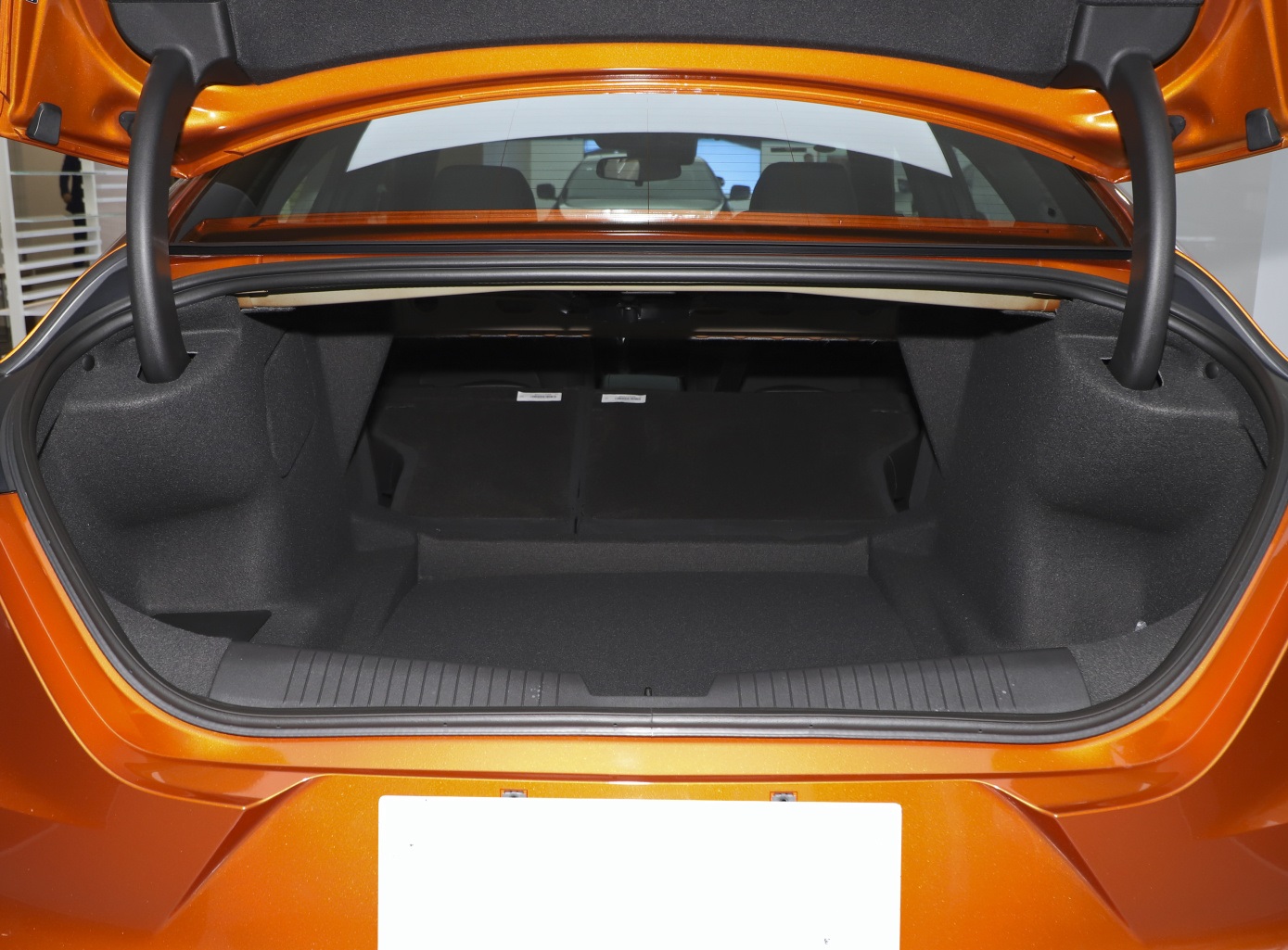 凯迪拉克ct4豪华版值不值得入手,凯迪拉克ct4豪华型落地下来多少钱