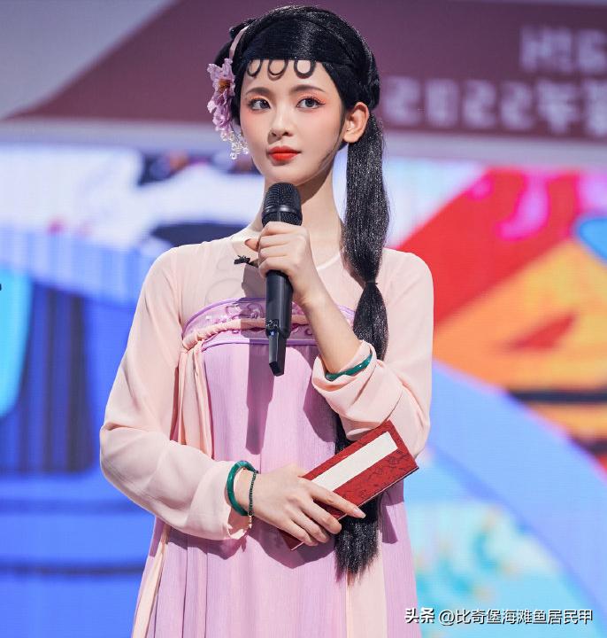 超越妹妹的狐女可得好好夸一夸，来围观女明星的那些神仙综艺造型