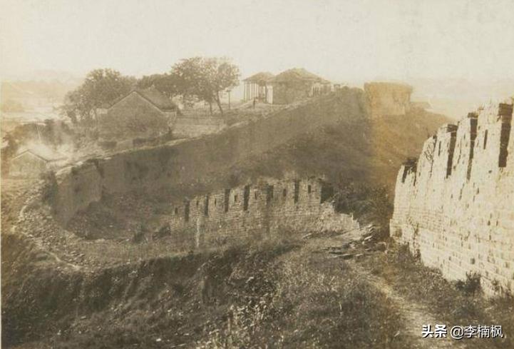 康熙打压左宗棠,清朝全力支持左宗棠