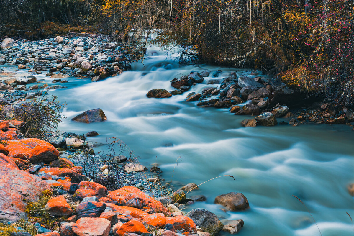 天府四川歌曲,天府四川歌曲原唱版