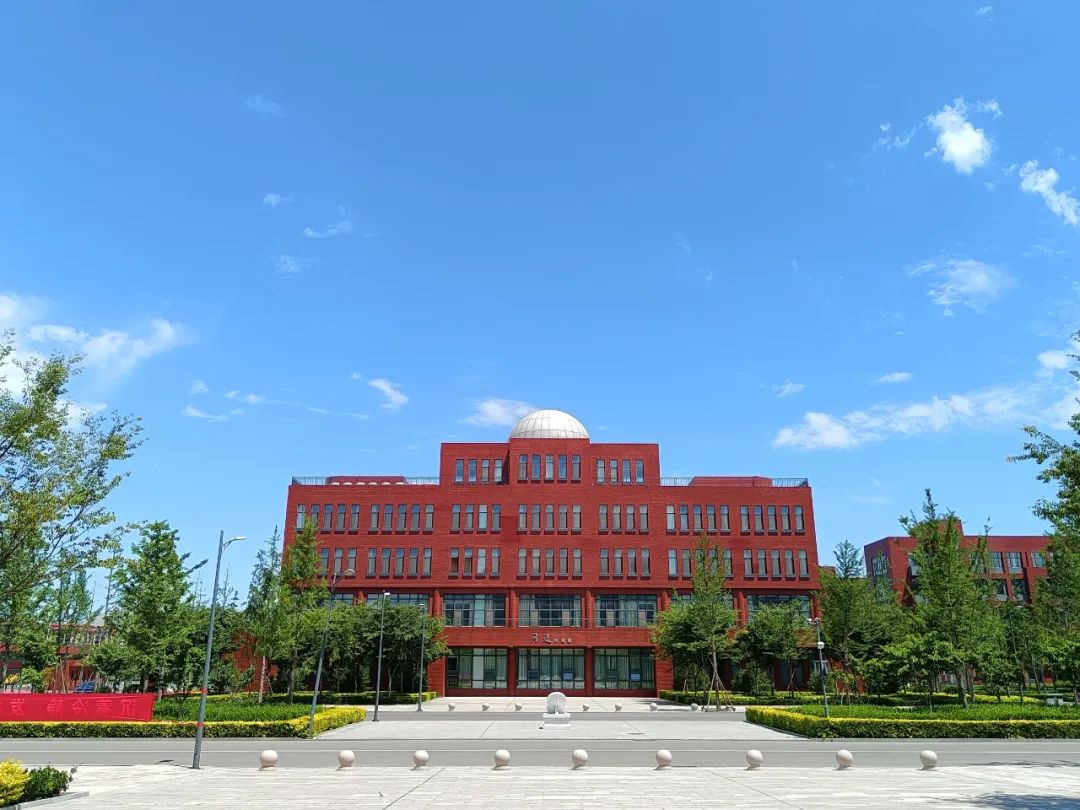 潍坊四中一等奖名单,潍坊四中是初中还是高中