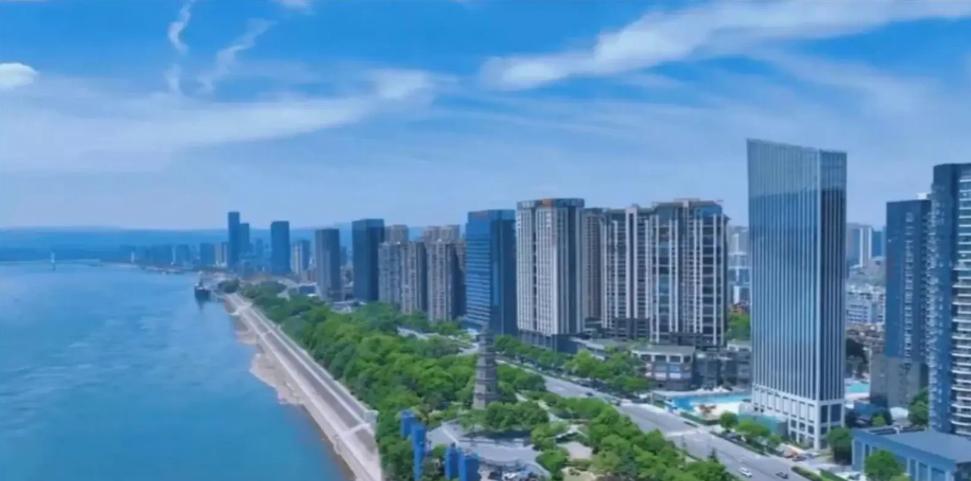 湖北与湖南交界的湖是什么湖,为何一湖相隔的湖北湖南差异巨大