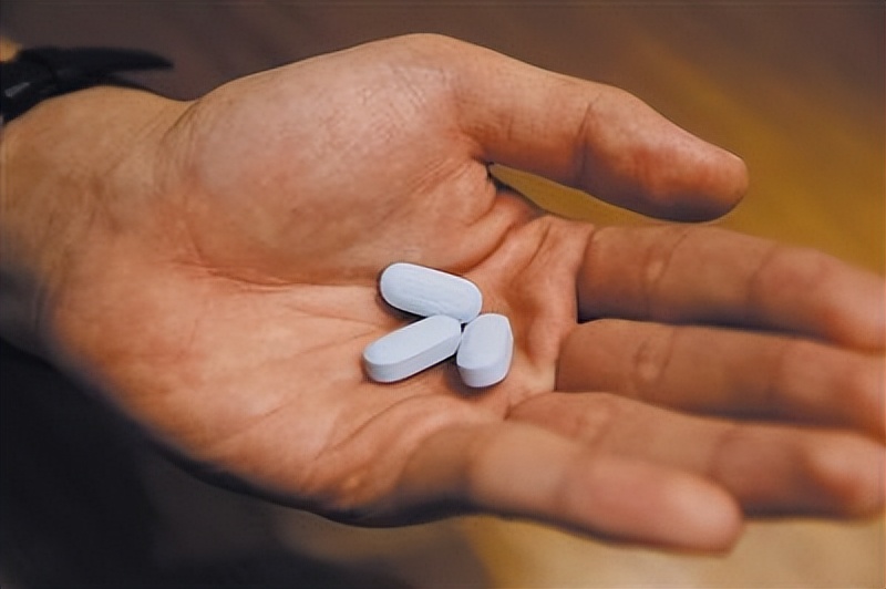 蚊子咬过艾滋病人会传染正常人吗,蚊子吸了艾滋病的血会传染给人吗