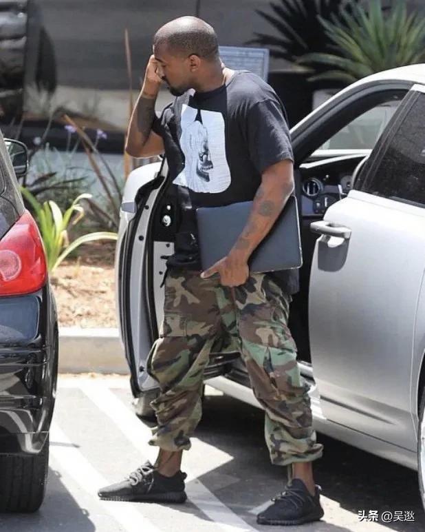 1449元球鞋被炒出天价,1599元炒至69999元的球鞋