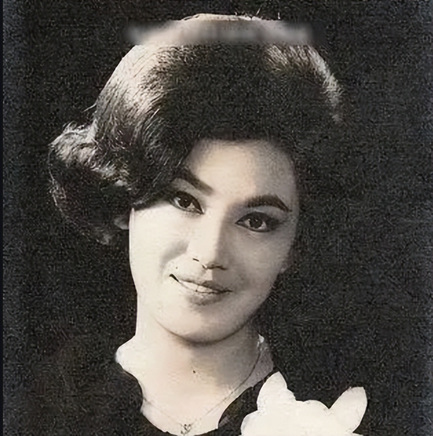 你回来吧李香琴谭炳文年轻时候,游龙戏凤谭炳文李香琴电视剧片段