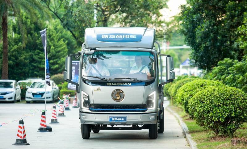 陕汽德龙g2宽体上路价,陕汽德龙g2驾驶体验