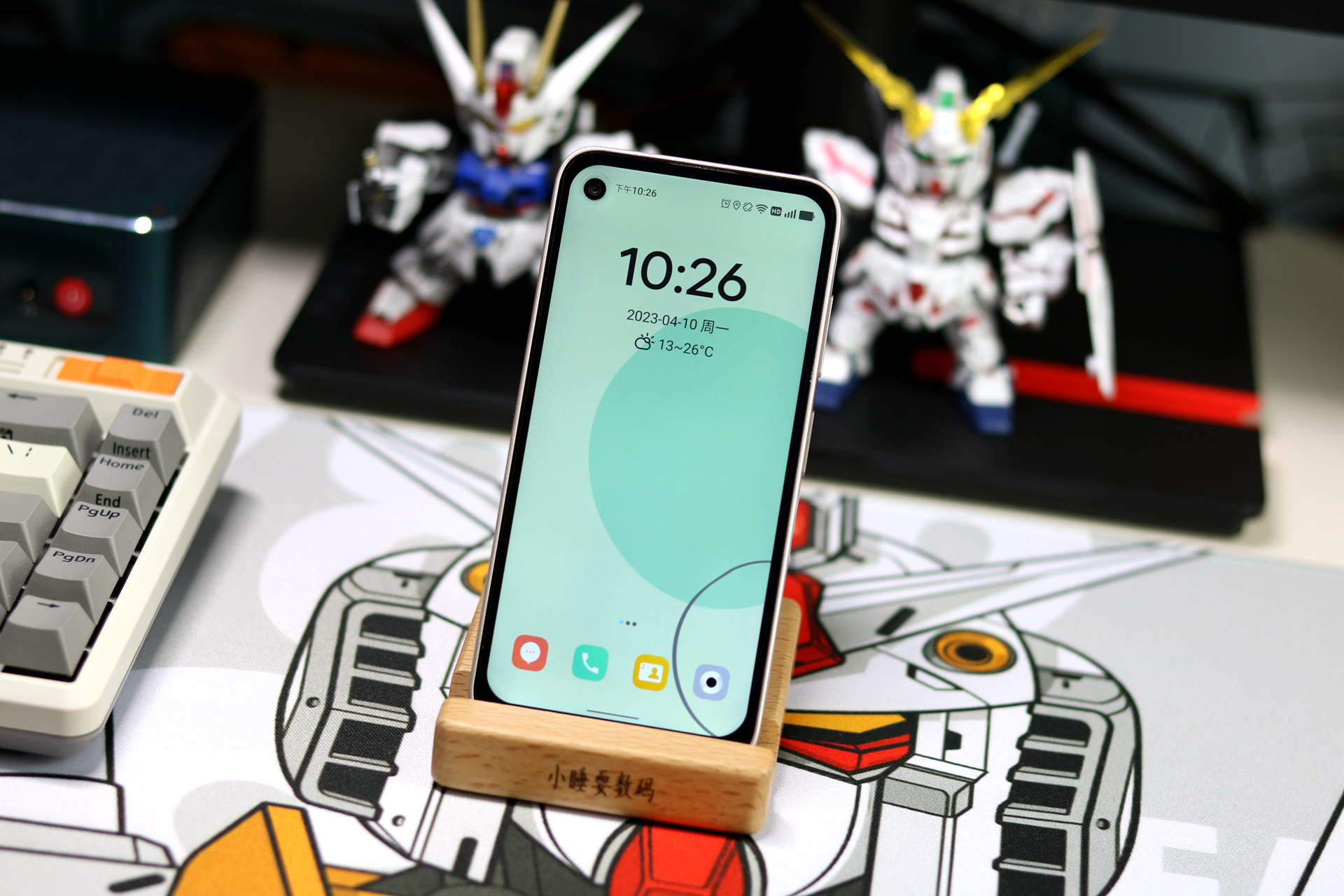 小米生态链推出防沉迷手机，iphone4S一样的手感，为学生群体打造