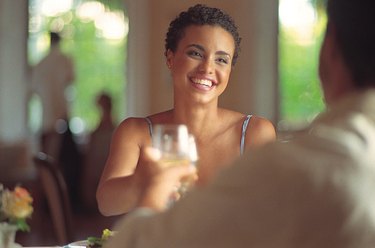 情人节送女生什么礼物实用呢,情人节礼物推荐送女生什么