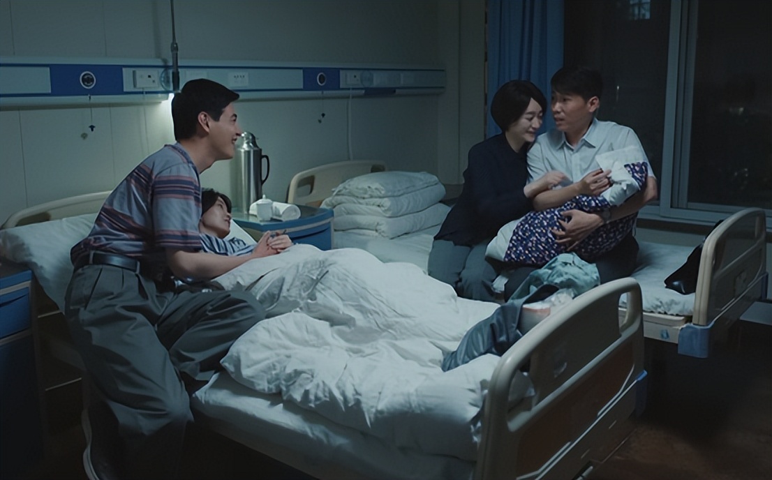 我们的日子：几家人的穿着勾画阶层差异，你穿的衣服就是你的阶层