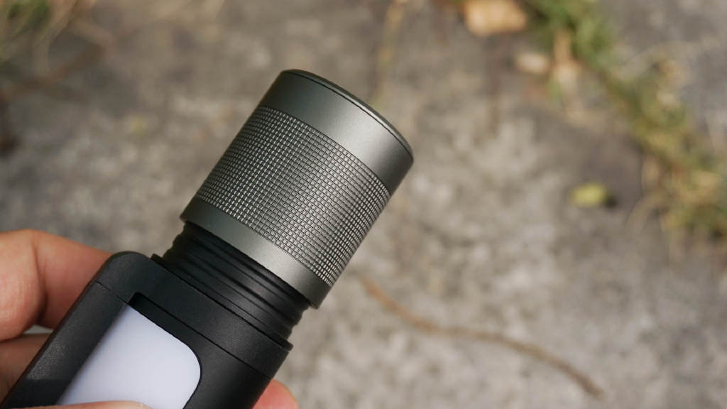 纳拓户外12合一雷鸣手电怎么充电,纳拓户外六合一雷鸣手电怎么拆解