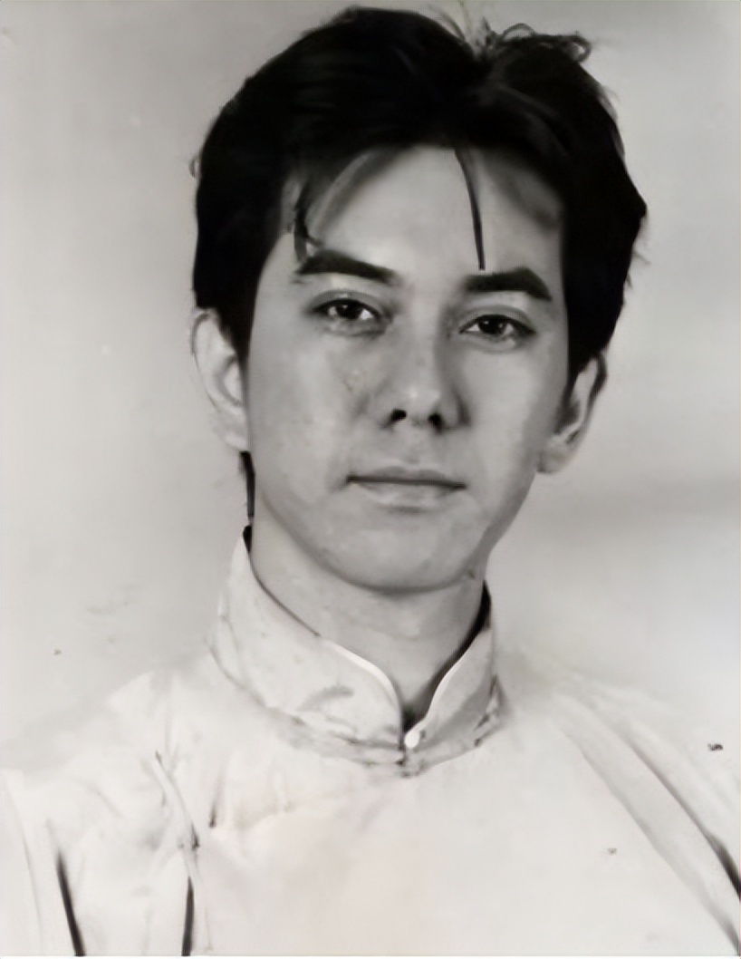 黄秋生是一个怎么样的人,黄秋生是一个怎样的人