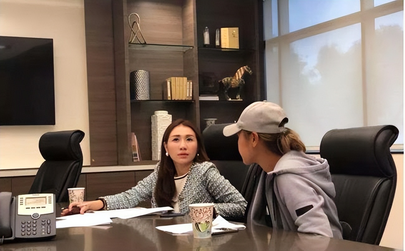 澳门千金何超盈,豪门嫁女何超盈结婚