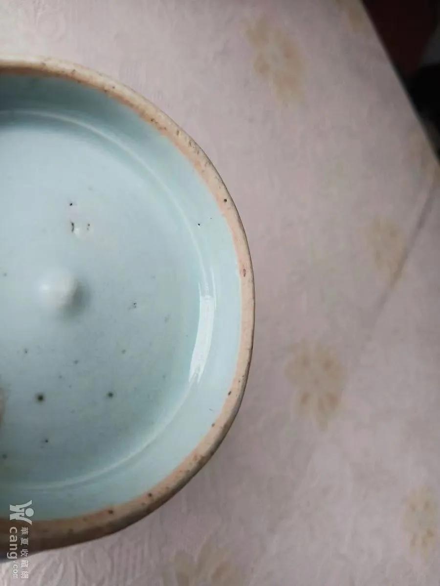 一件箸瓶，600买的，转手卖了3800，到款却只有3500，怎么回事？