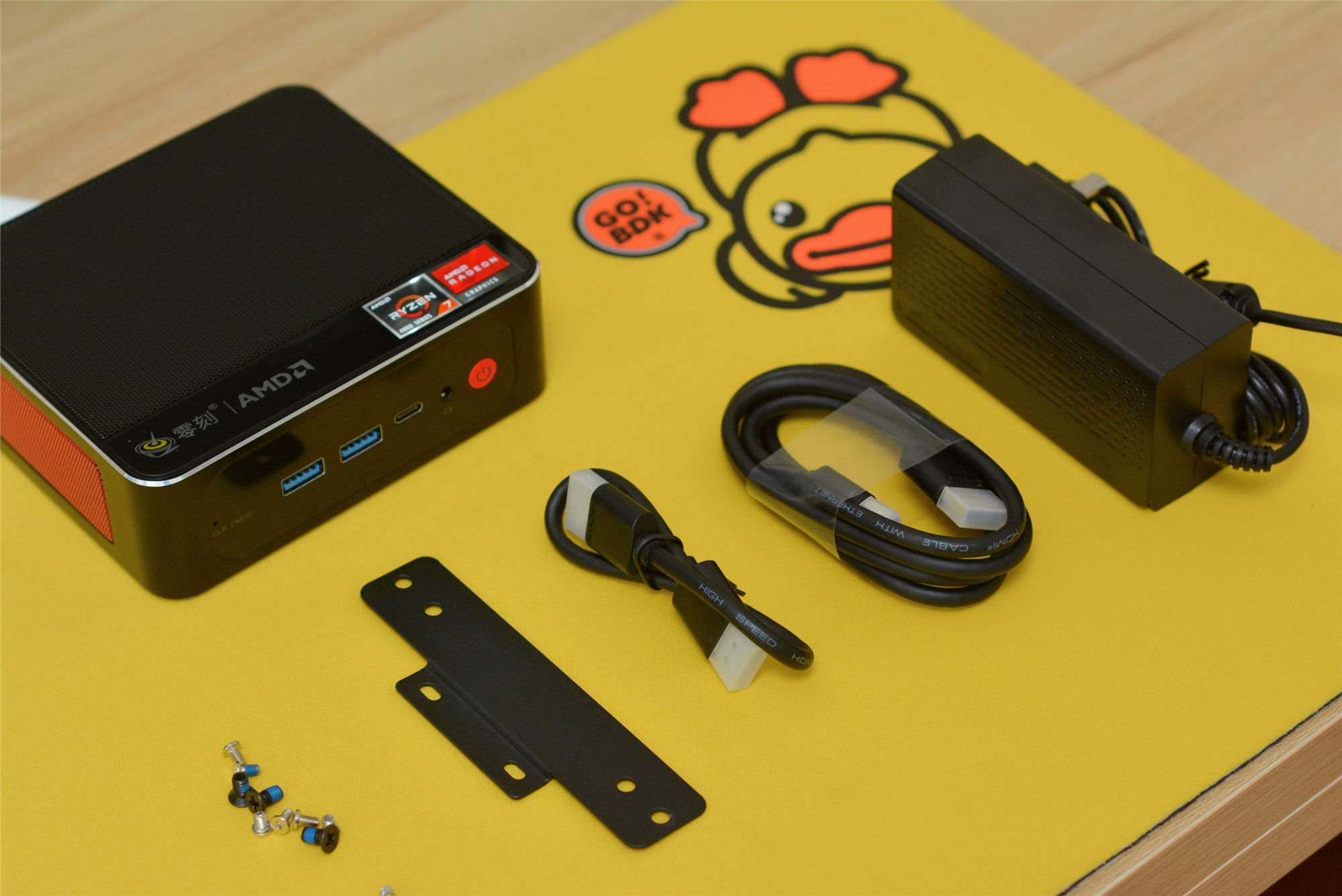 零刻ser44800u多少钱,零刻ser5和ser4对比