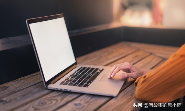 打工妹一个月能赚10万,打工妹一个月赚120万