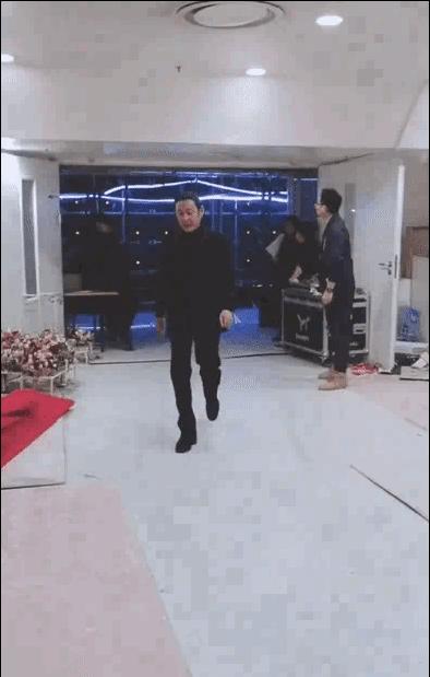 能与港星PK身材管理的8位男星,个个颜好身材佳,不愧为叔圈楷模