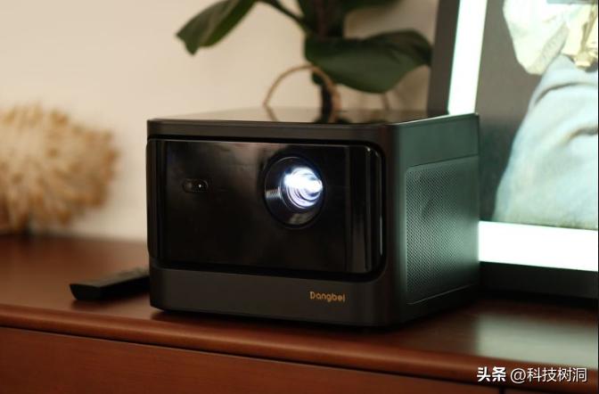 投影仪排行榜家用投影仪推荐,目前公认最好的家用2千元投影仪