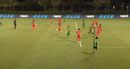 中超泰山击败河北队复盘,海港vs泰山费莱尼逃过红牌