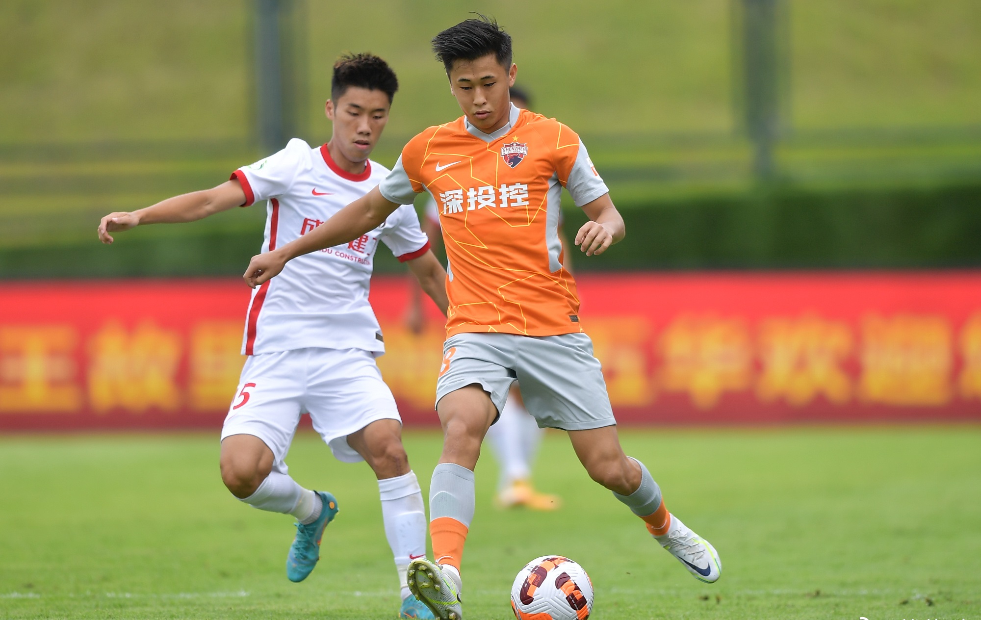 回顾国足史上精彩5大进球,国足新星三分钟破门加梅开二度