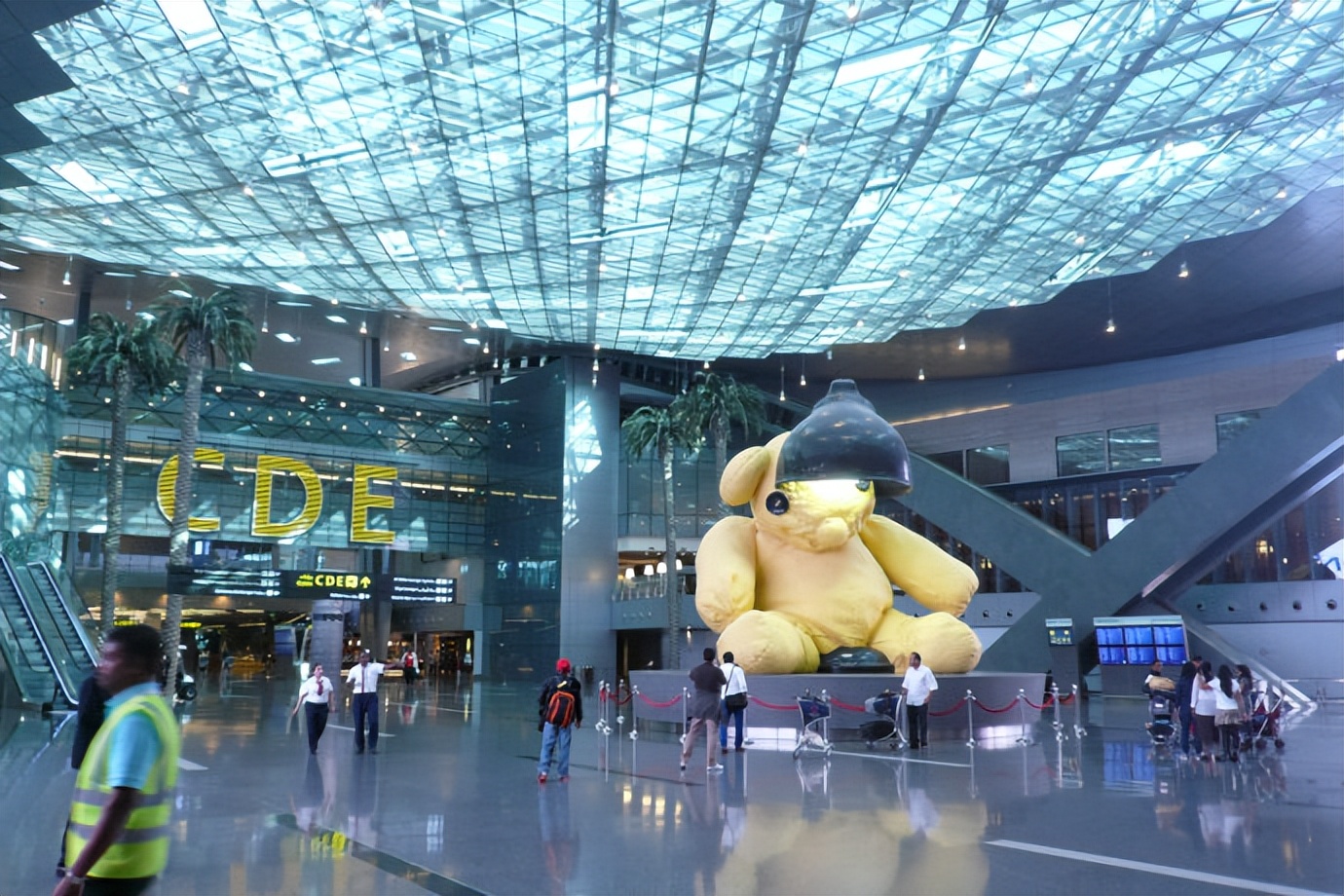 卡塔尔世界杯2200亿,卡塔尔办世界杯中国能赚多少钱