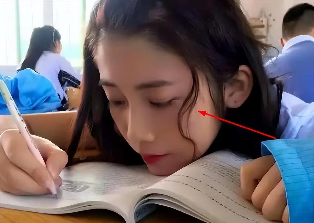 宽松的衣服和鲶鱼须,宽松大鲶鱼