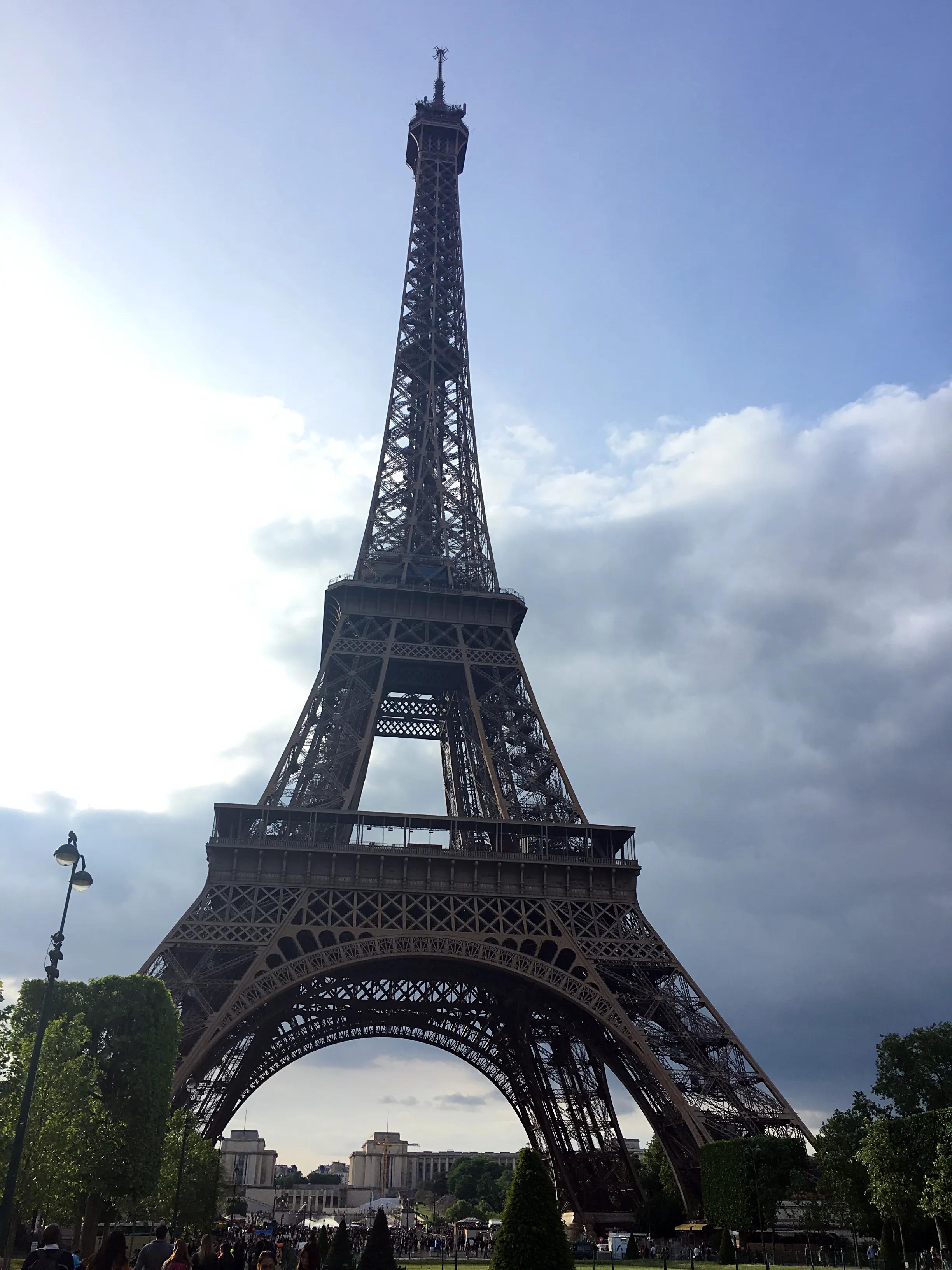 在法国新婚蜜月去哪里度假好,蜜月旅行两个人去法国自由行