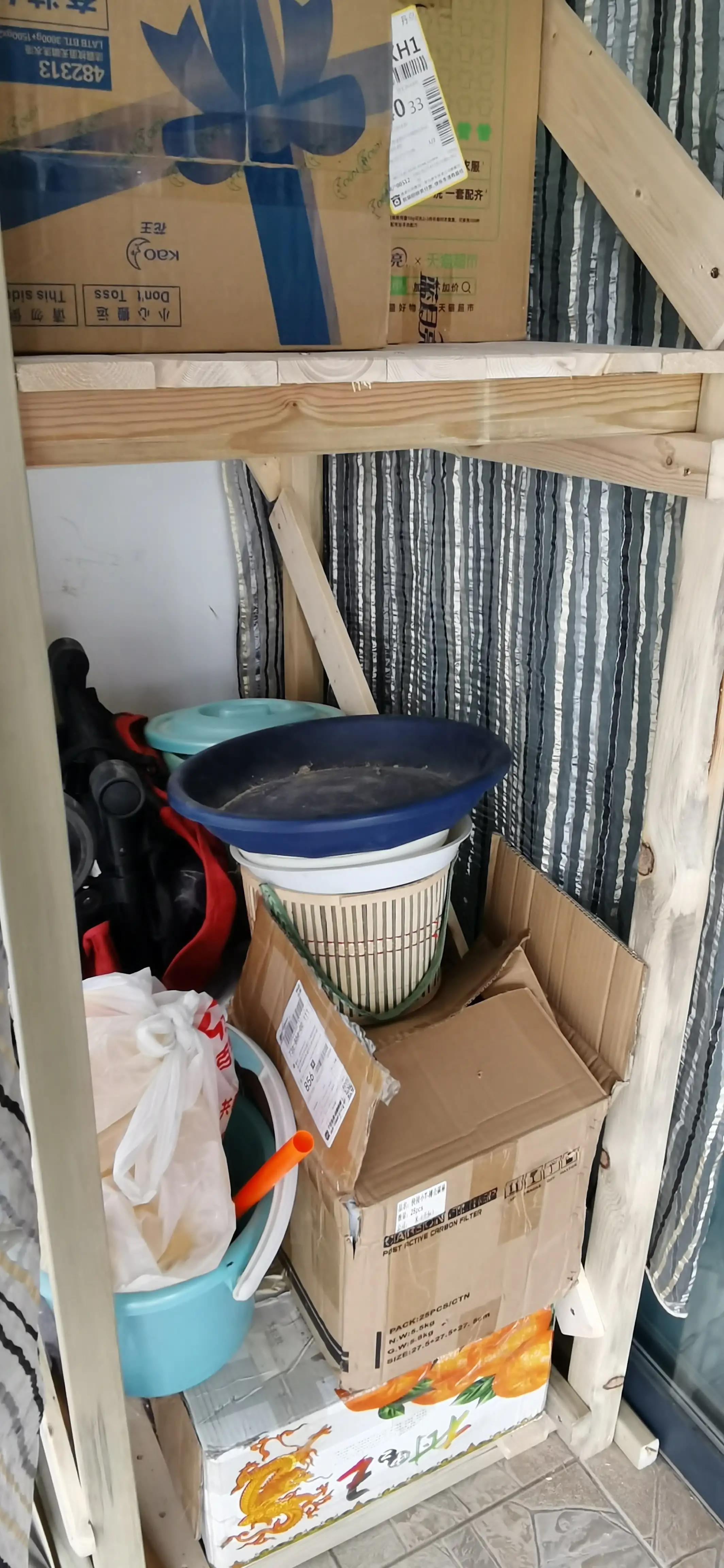 沙发木垫改制阳台储物柜成功，异想天开自己装修养老房，可行吗？