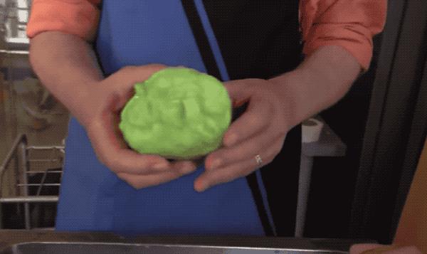 假食品模型视频,这些假食物都是人工合成的