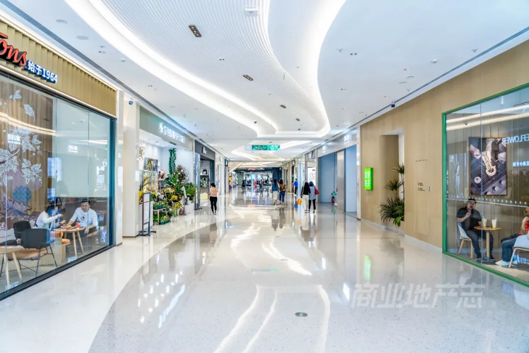 9个月交出一份湾区生活提案，这座万象汇诠释了新时代「中山慢」